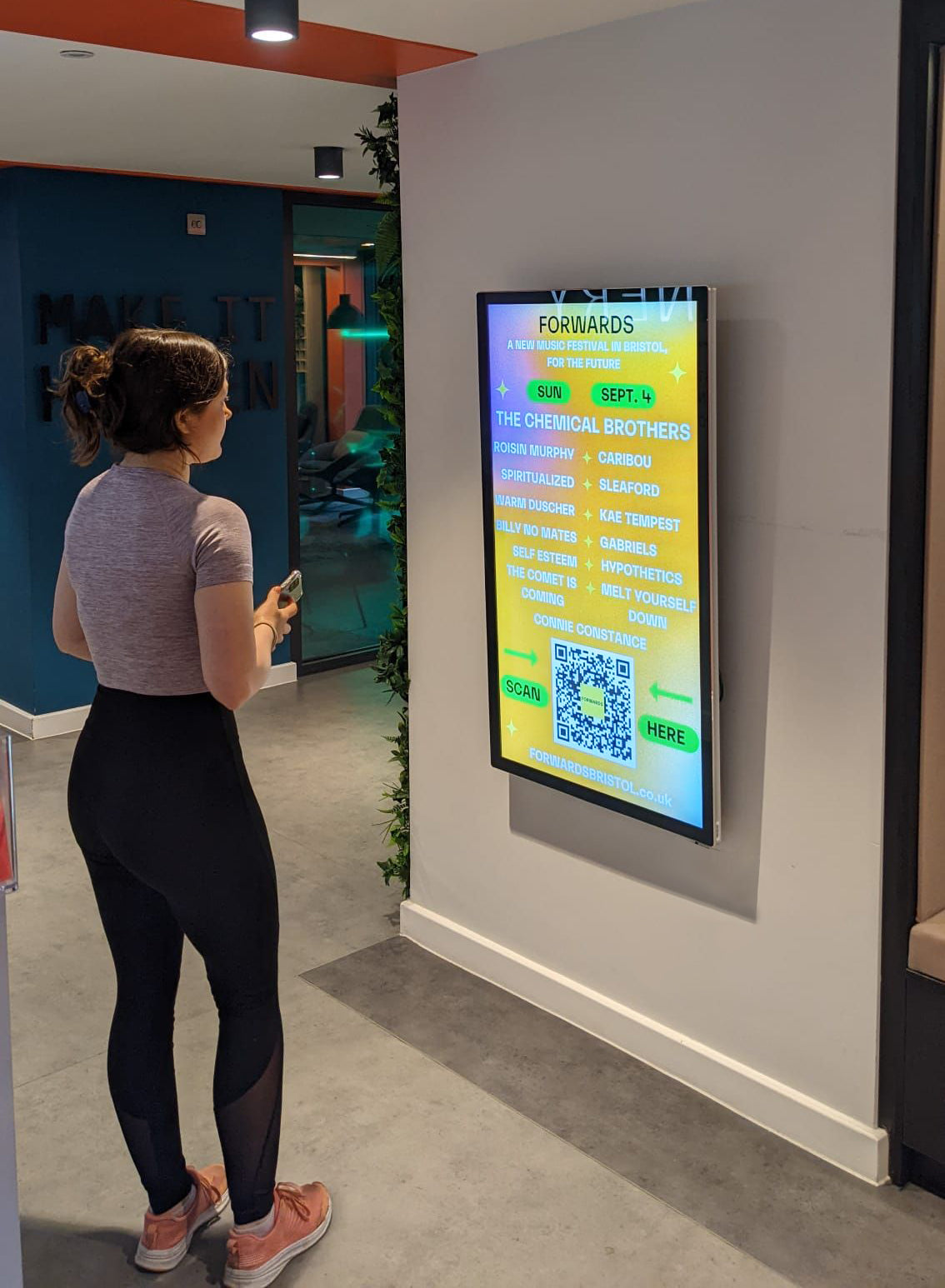 Slimline Pro Advertising Display