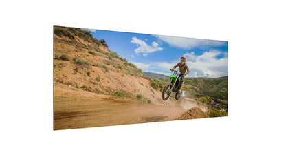 Ultra-Narrow Bezel LCD Video Wall Displays (0.88mm)