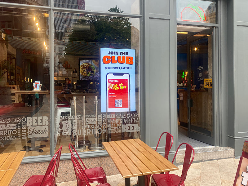 Ultra High Brightness Window Display