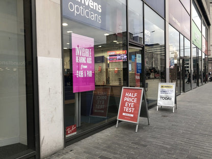Ultra High Brightness Window Display