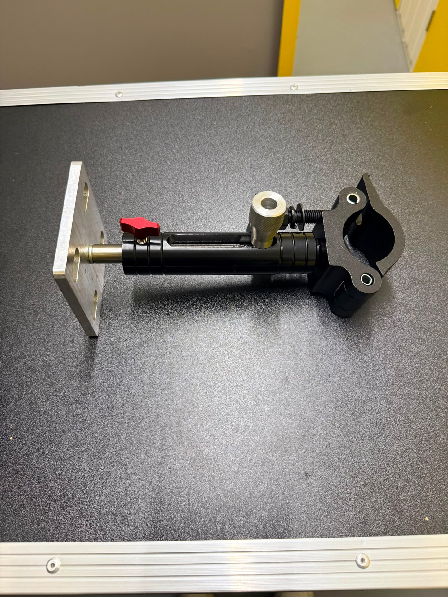 LED Wall Support Clamp